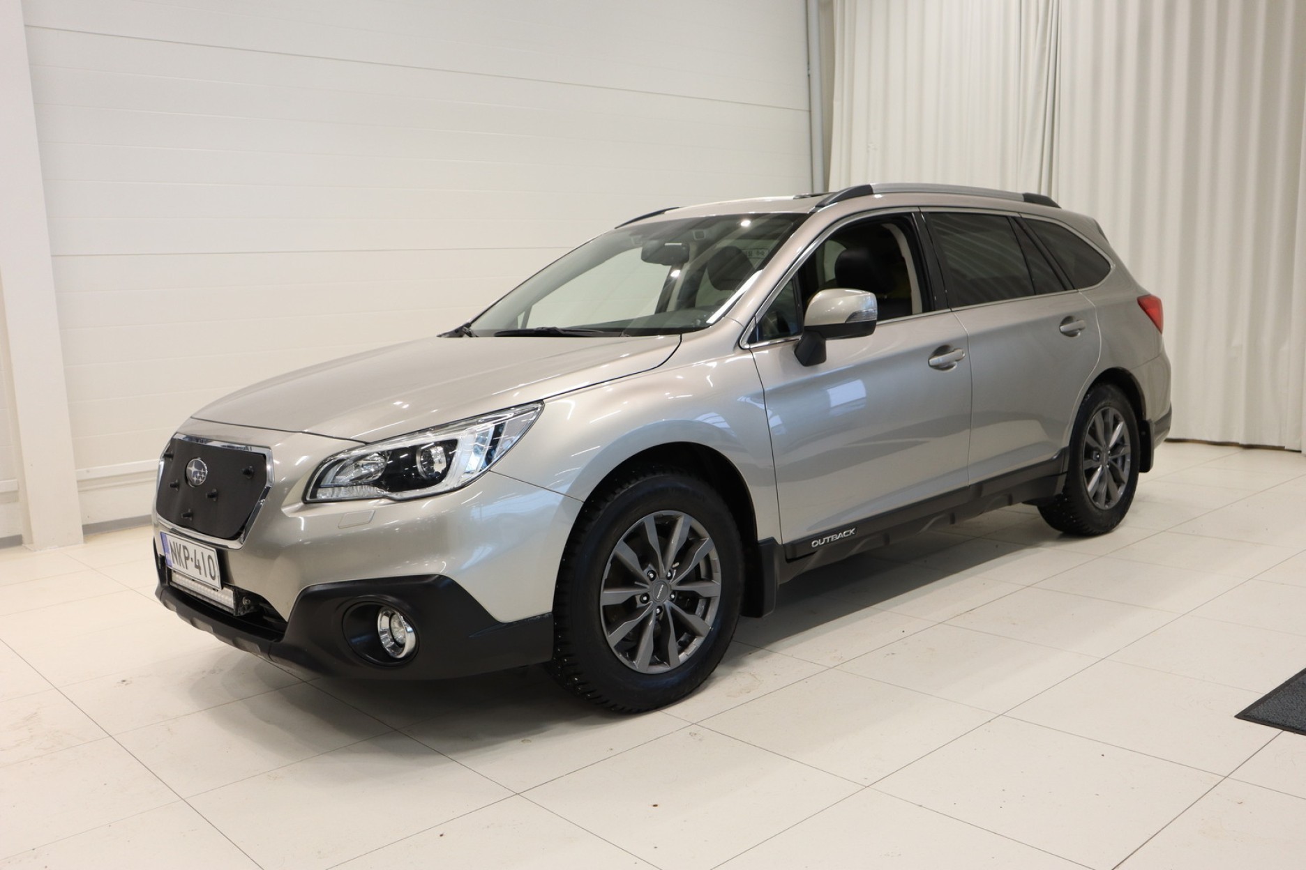 SUBARU Outback