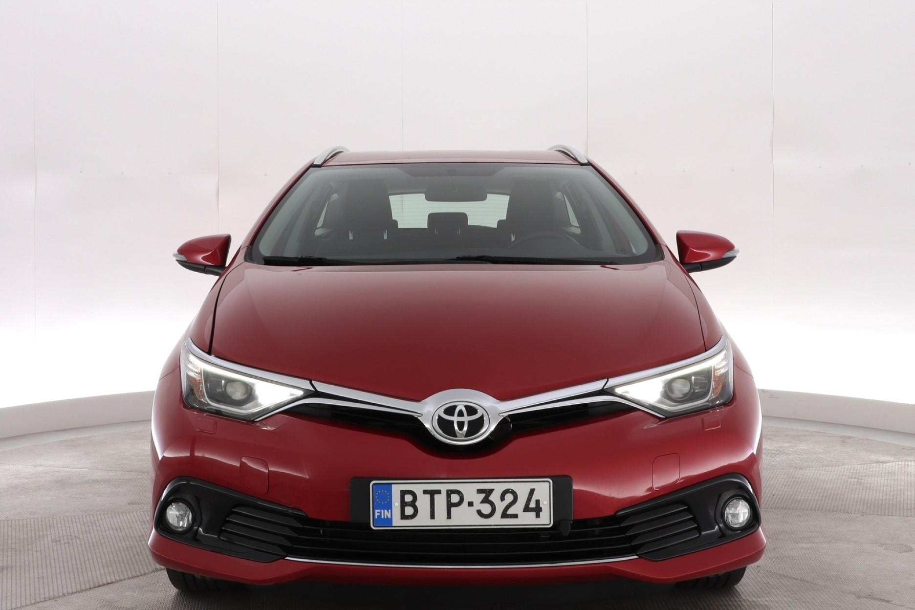 TOYOTA Auris